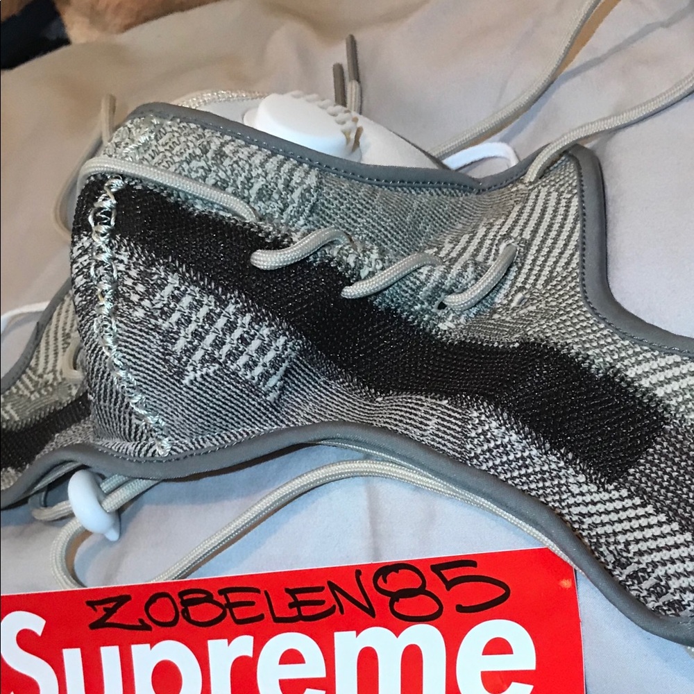 Yeezy 350 Boost Mask - BRAND NEW - OS